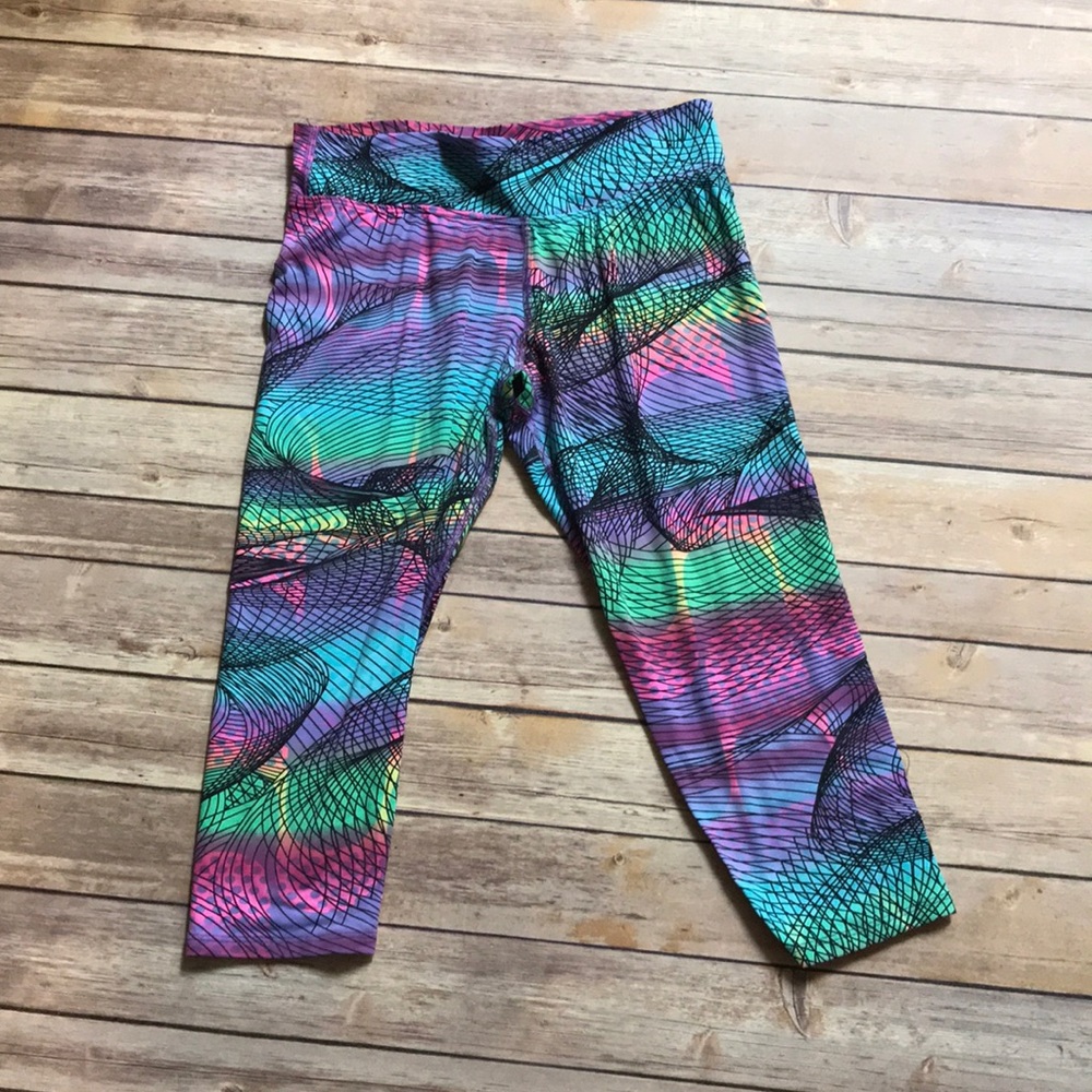 Geometrical trippy leggings
